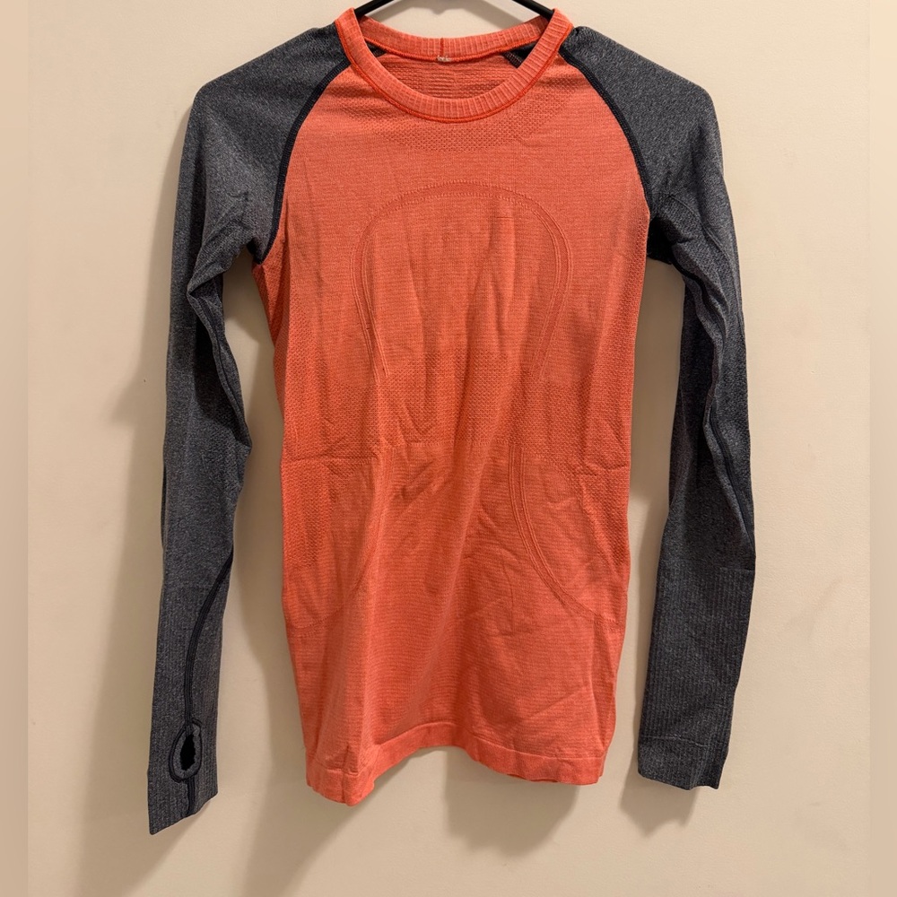 Lululemon long sleeve t-shirt
